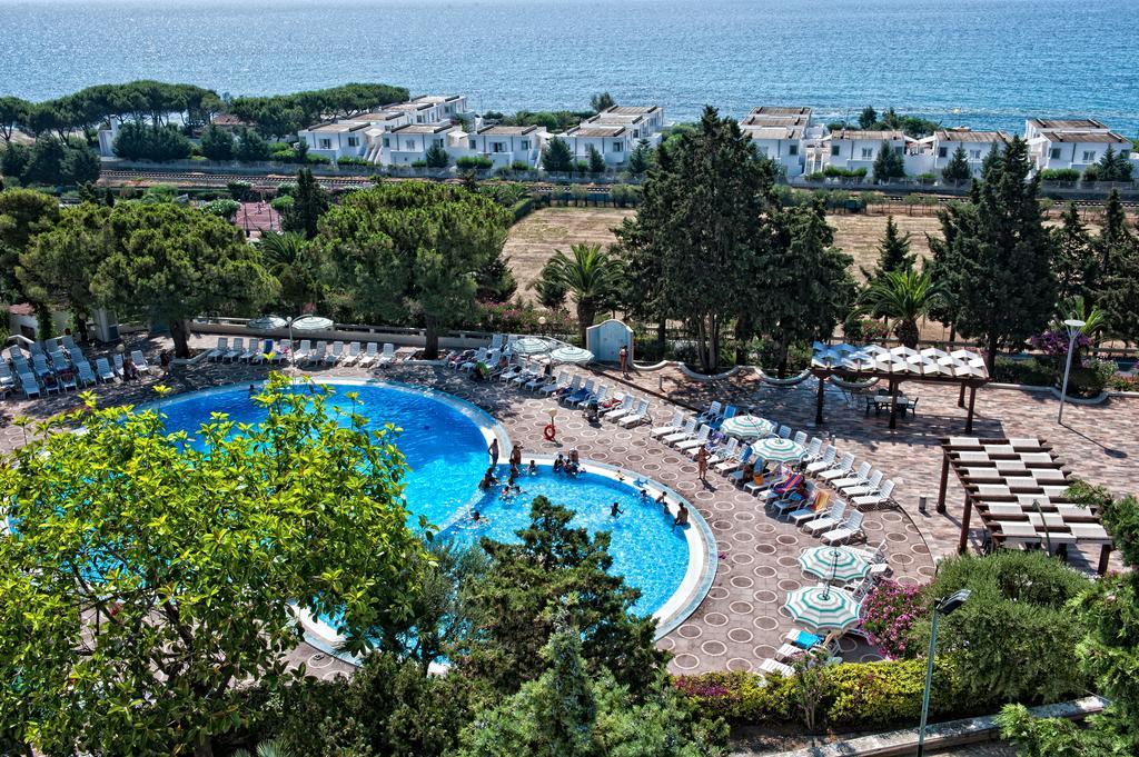 Hotel Villaggio Club Altalia Residence Brancaleone Εξωτερικό φωτογραφία
