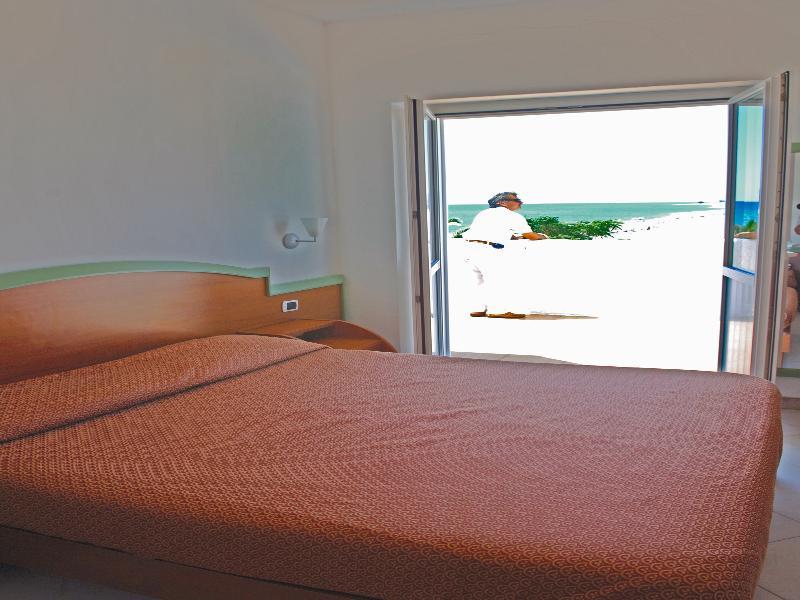Hotel Villaggio Club Altalia Residence Brancaleone Εξωτερικό φωτογραφία